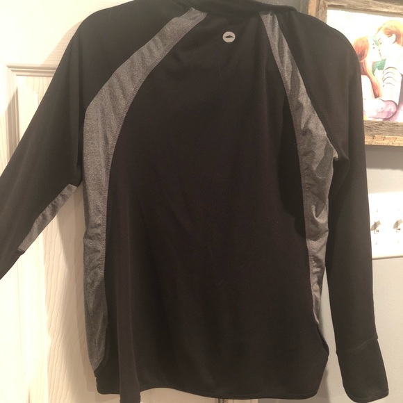 Avia top 🥑🥑🥑 - Picture 3 of 4